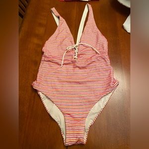 No brand no size one piece women’s swimsuit